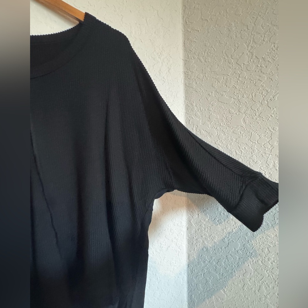 Women's Black Ribbed Top - Picture 3 of 4